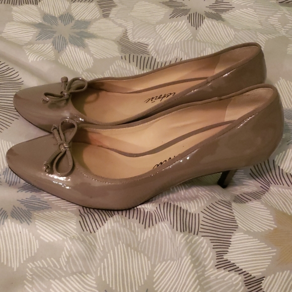 Vero Cuoio Tan Pumps - Picture 2 of 6